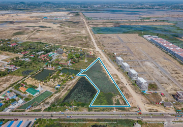 17,968 Sqm Land  For  Sale -  Kouk Roka, Preak Pnov, Phnom Penh thumbnail