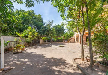 1 Bedroom  Apartment For Rent - Svay Dangkum, Siem Reap thumbnail