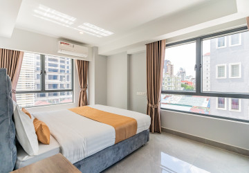 3 Bedroom Condo  For Rent - Parc 21, Boeung Trabek,  Phnom Penh thumbnail
