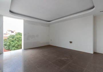 19 Bedroom Commercial Building For Sale - Svay Dangkum, Siem Reap thumbnail