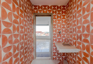 19 Bedroom Commercial Building For Sale - Svay Dangkum, Siem Reap thumbnail