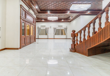 10 Bedroom Villa  For Rent - Prek Leap, Phnom Penh thumbnail