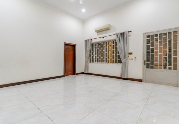 10 Bedroom Villa  For Rent - Prek Leap, Phnom Penh thumbnail