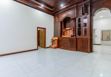 10 Bedroom Villa  For Rent - Prek Leap, Phnom Penh thumbnail