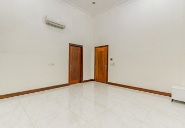 10 Bedroom Villa  For Rent - Prek Leap, Phnom Penh thumbnail