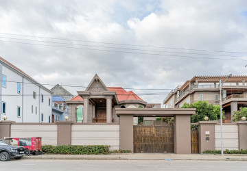 10 Bedroom Villa  For Rent - Prek Leap, Phnom Penh thumbnail