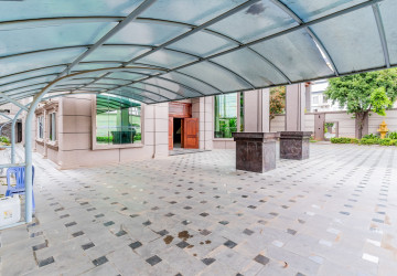 10 Bedroom Villa  For Rent - Prek Leap, Phnom Penh thumbnail