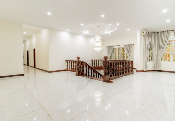10 Bedroom Villa  For Rent - Prek Leap, Phnom Penh thumbnail