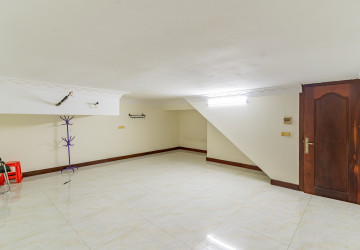 10 Bedroom Villa  For Rent - Prek Leap, Phnom Penh thumbnail