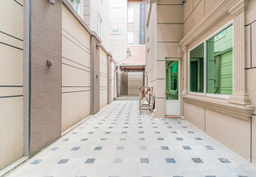 10 Bedroom Villa  For Rent - Prek Leap, Phnom Penh thumbnail
