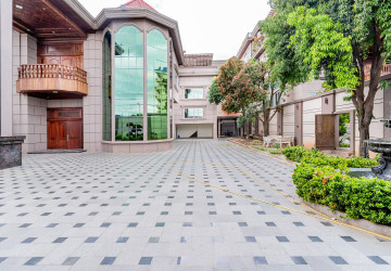 10 Bedroom Villa  For Rent - Prek Leap, Phnom Penh thumbnail
