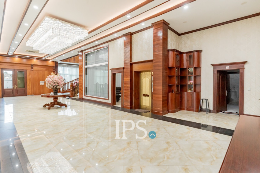 20 Bedroom Commercial Villa For Rent - Prek Leap, Phnom Penh