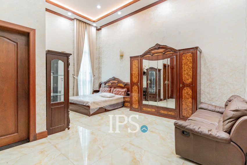 20 Bedroom Commercial Villa For Rent - Prek Leap, Phnom Penh