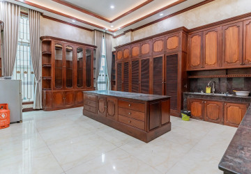 20 Bedroom  Commercial Villa  For Rent - Prek Leap, Phnom Penh thumbnail