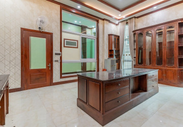 20 Bedroom  Commercial Villa  For Rent - Prek Leap, Phnom Penh thumbnail