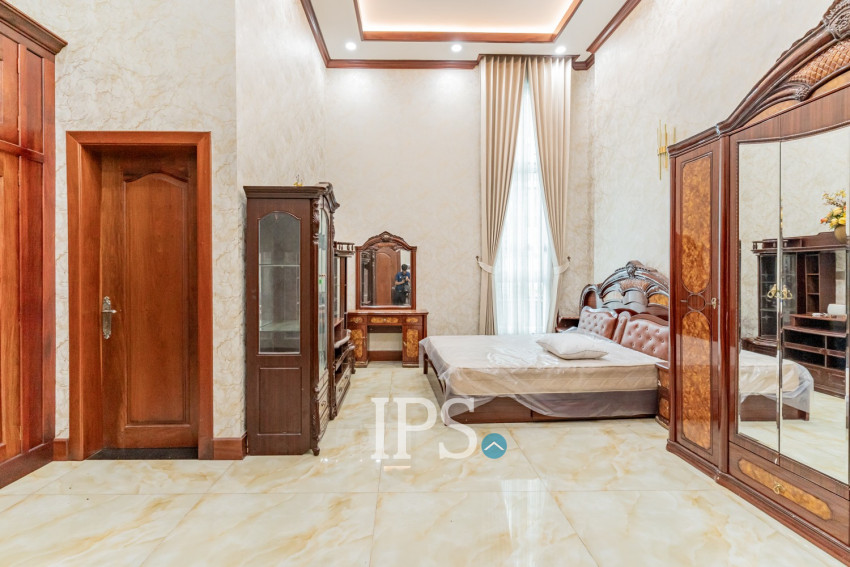 20 Bedroom Commercial Villa For Rent - Prek Leap, Phnom Penh