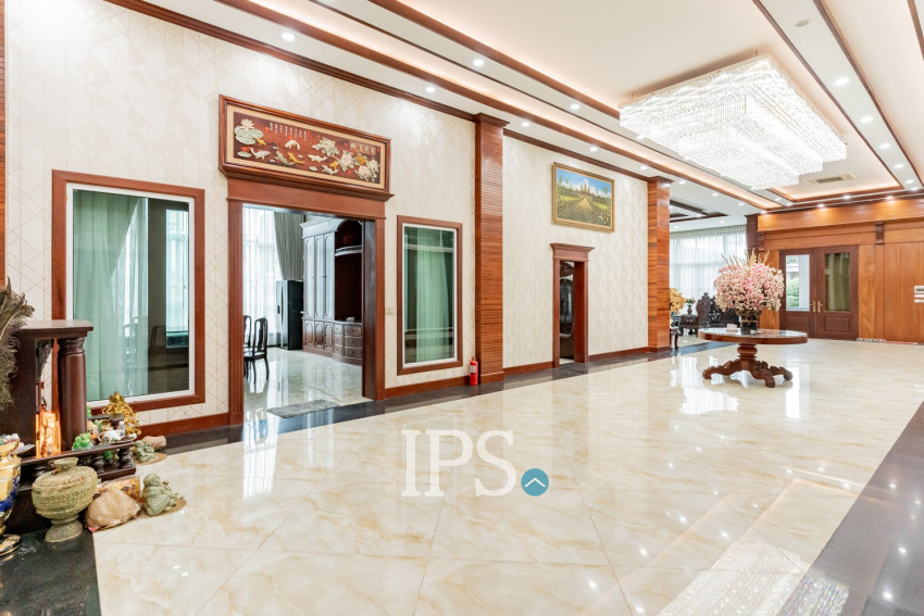 20 Bedroom Commercial Villa For Rent - Prek Leap, Phnom Penh