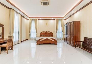 20 Bedroom  Commercial Villa  For Rent - Prek Leap, Phnom Penh thumbnail