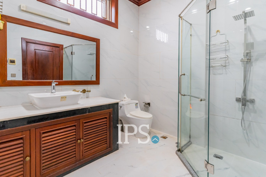 20 Bedroom Commercial Villa For Rent - Prek Leap, Phnom Penh