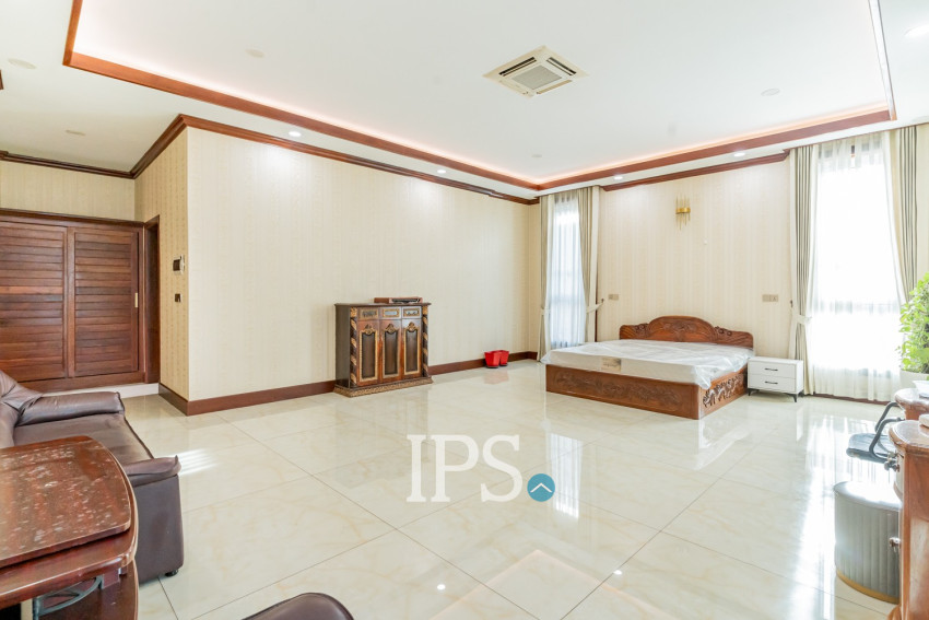 20 Bedroom Commercial Villa For Rent - Prek Leap, Phnom Penh