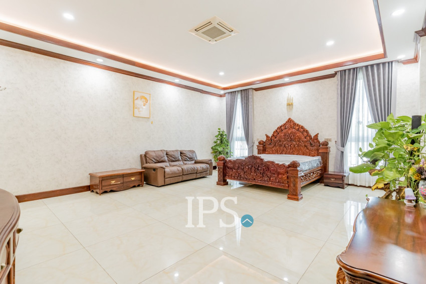 20 Bedroom Commercial Villa For Rent - Prek Leap, Phnom Penh