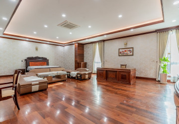 20 Bedroom  Commercial Villa  For Rent - Prek Leap, Phnom Penh thumbnail