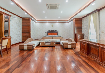 20 Bedroom  Commercial Villa  For Rent - Prek Leap, Phnom Penh thumbnail