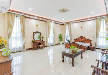 20 Bedroom  Commercial Villa  For Rent - Prek Leap, Phnom Penh thumbnail