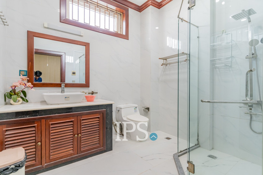 20 Bedroom Commercial Villa For Rent - Prek Leap, Phnom Penh