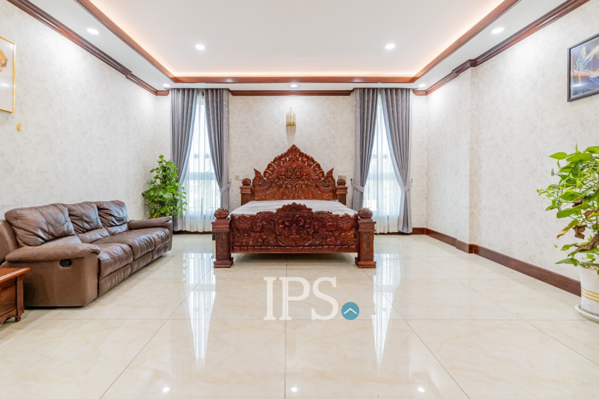 20 Bedroom Commercial Villa For Rent - Prek Leap, Phnom Penh