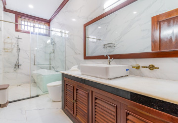 20 Bedroom  Commercial Villa  For Rent - Prek Leap, Phnom Penh thumbnail
