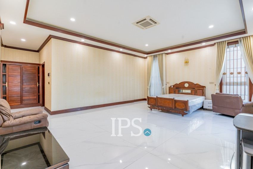 20 Bedroom Commercial Villa For Rent - Prek Leap, Phnom Penh