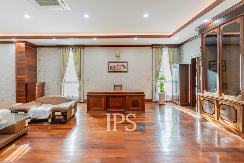 20 Bedroom Commercial Villa For Rent - Prek Leap, Phnom Penh