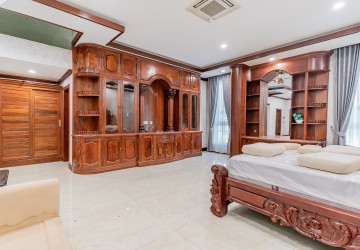 20 Bedroom  Commercial Villa  For Rent - Prek Leap, Phnom Penh thumbnail