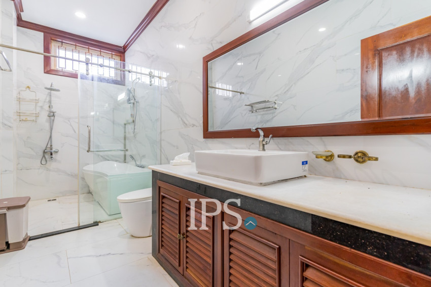 20 Bedroom Commercial Villa For Rent - Prek Leap, Phnom Penh