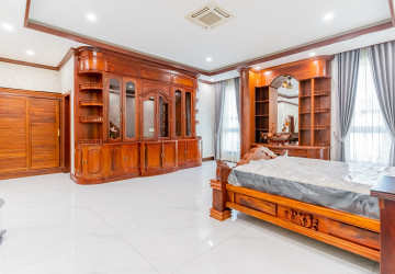 20 Bedroom  Commercial Villa  For Rent - Prek Leap, Phnom Penh thumbnail
