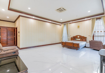 20 Bedroom  Commercial Villa  For Rent - Prek Leap, Phnom Penh thumbnail