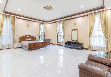 20 Bedroom  Commercial Villa  For Rent - Prek Leap, Phnom Penh thumbnail