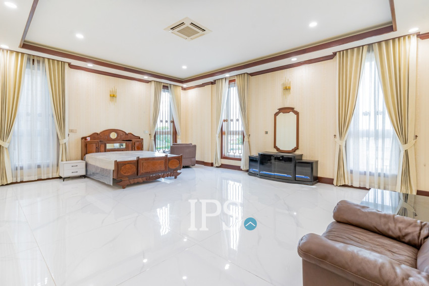 20 Bedroom Commercial Villa For Rent - Prek Leap, Phnom Penh