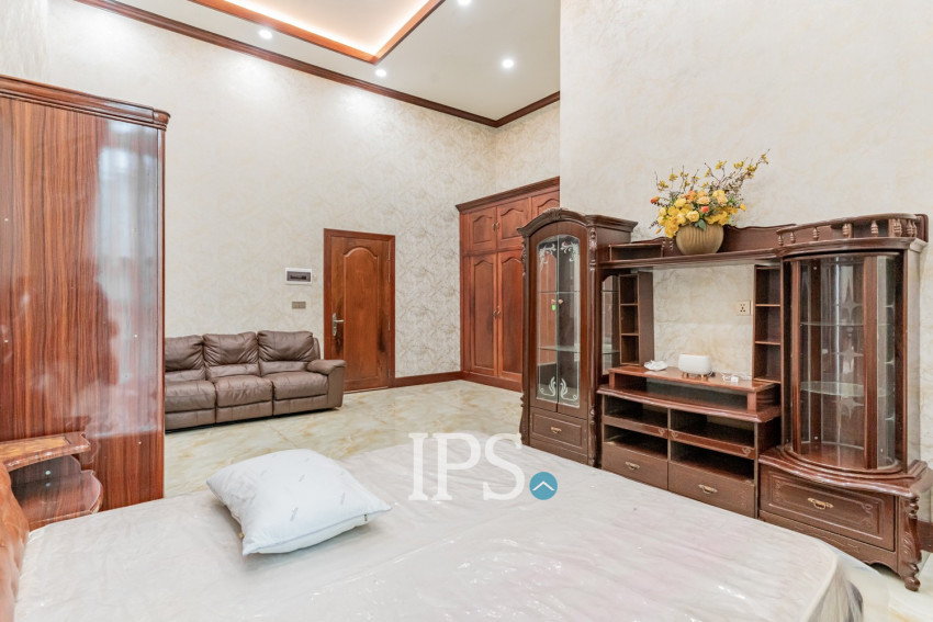 20 Bedroom Commercial Villa For Rent - Prek Leap, Phnom Penh