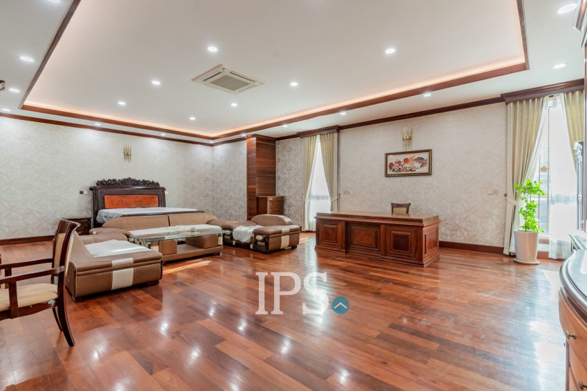 20 Bedroom Commercial Villa For Rent - Prek Leap, Phnom Penh