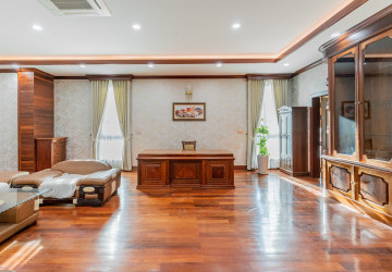 20 Bedroom  Commercial Villa  For Rent - Prek Leap, Phnom Penh thumbnail