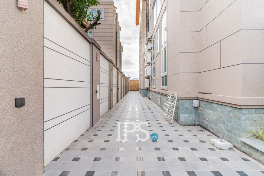 20 Bedroom Commercial Villa For Rent - Prek Leap, Phnom Penh