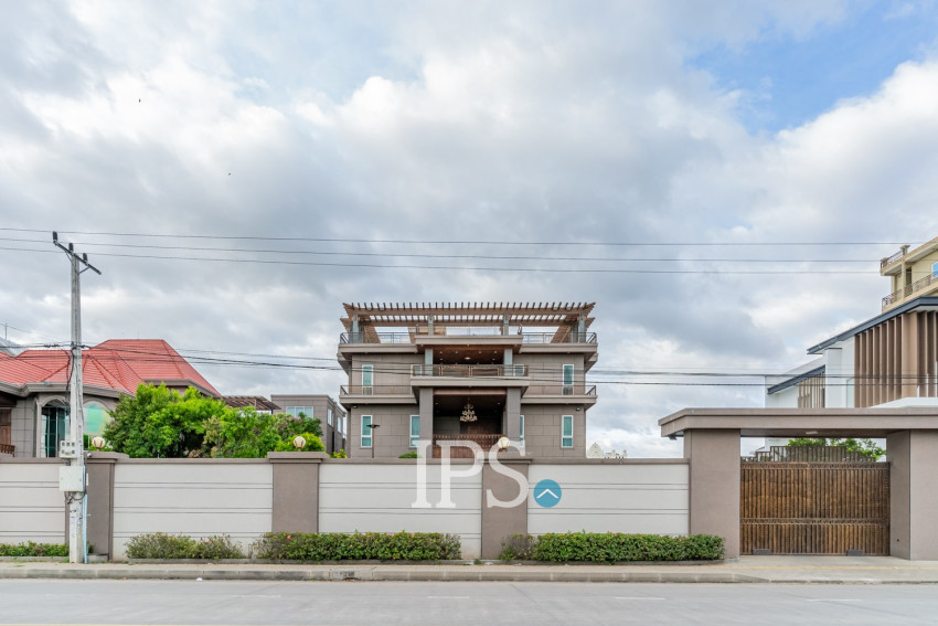 20 Bedroom Commercial Villa For Rent - Prek Leap, Phnom Penh