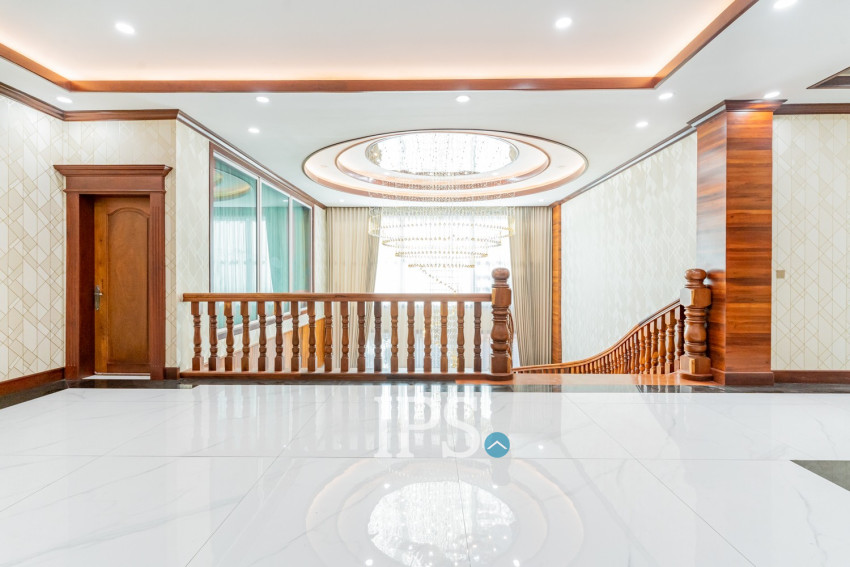20 Bedroom Commercial Villa For Rent - Prek Leap, Phnom Penh