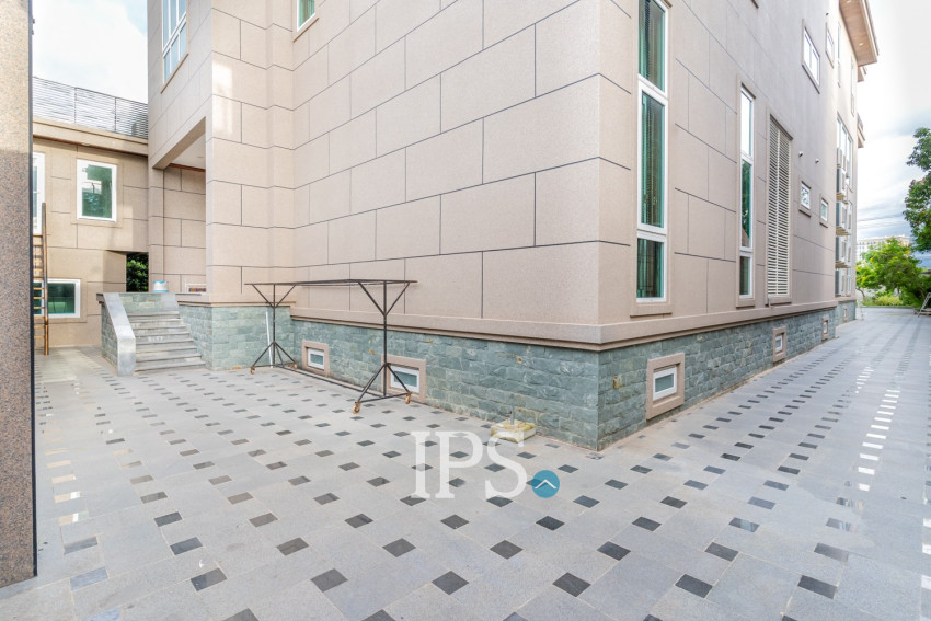 20 Bedroom Commercial Villa For Rent - Prek Leap, Phnom Penh