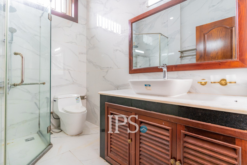 20 Bedroom Commercial Villa For Rent - Prek Leap, Phnom Penh