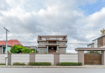 20 Bedroom  Commercial Villa  For Rent - Prek Leap, Phnom Penh thumbnail