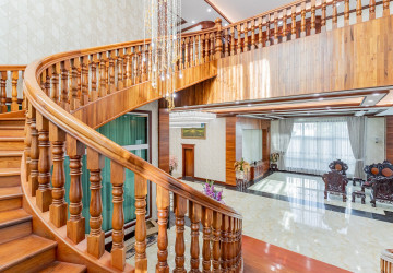 20 Bedroom  Commercial Villa  For Rent - Prek Leap, Phnom Penh thumbnail