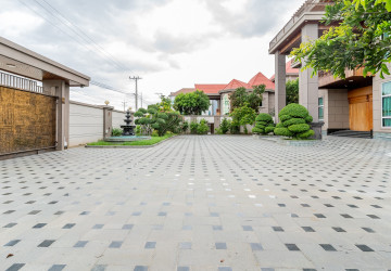 20 Bedroom  Commercial Villa  For Rent - Prek Leap, Phnom Penh thumbnail